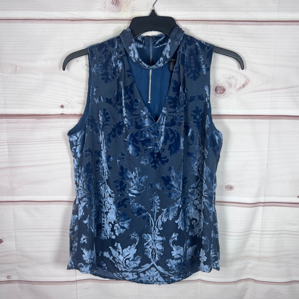 White House Black Market Top Womens 14 Blue Velvet Shell Burnout Floral Keyhole